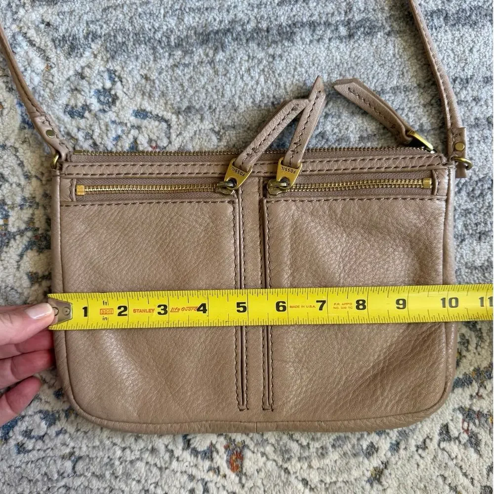 Fossil Erin Top Zip Tan Pebbled Genuine Leather Small Crossbody Bag